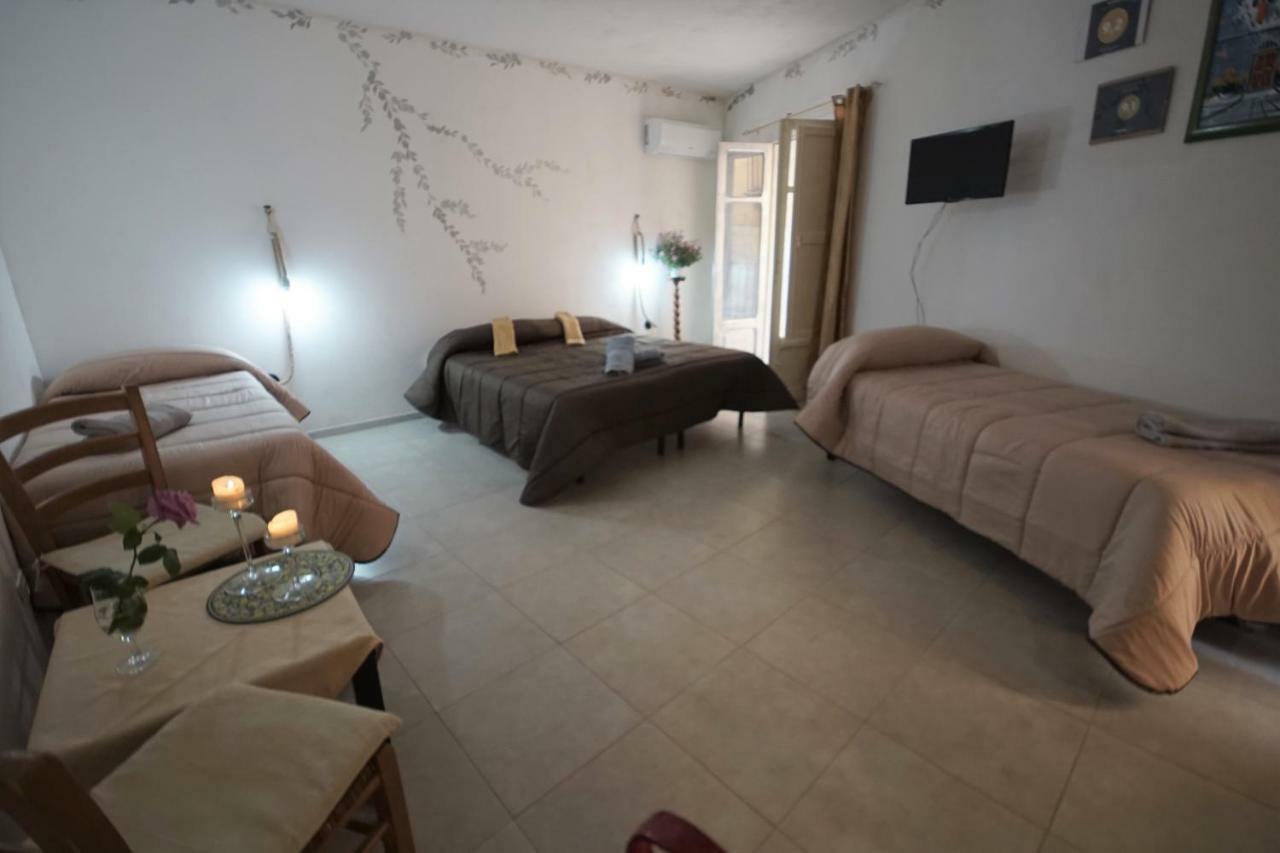 Alfa Quadro Bed & Breakfast Agrigento Bagian luar foto